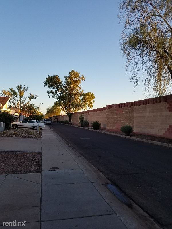 2432 N 87th Terrace - Photo 2 of 27