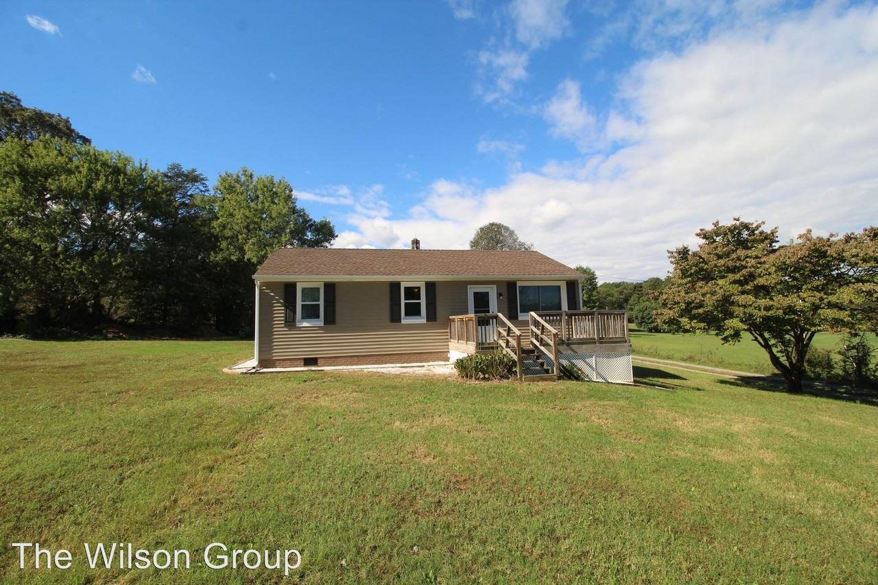 10751 Harris Estates Ln - Photo 2 of 16