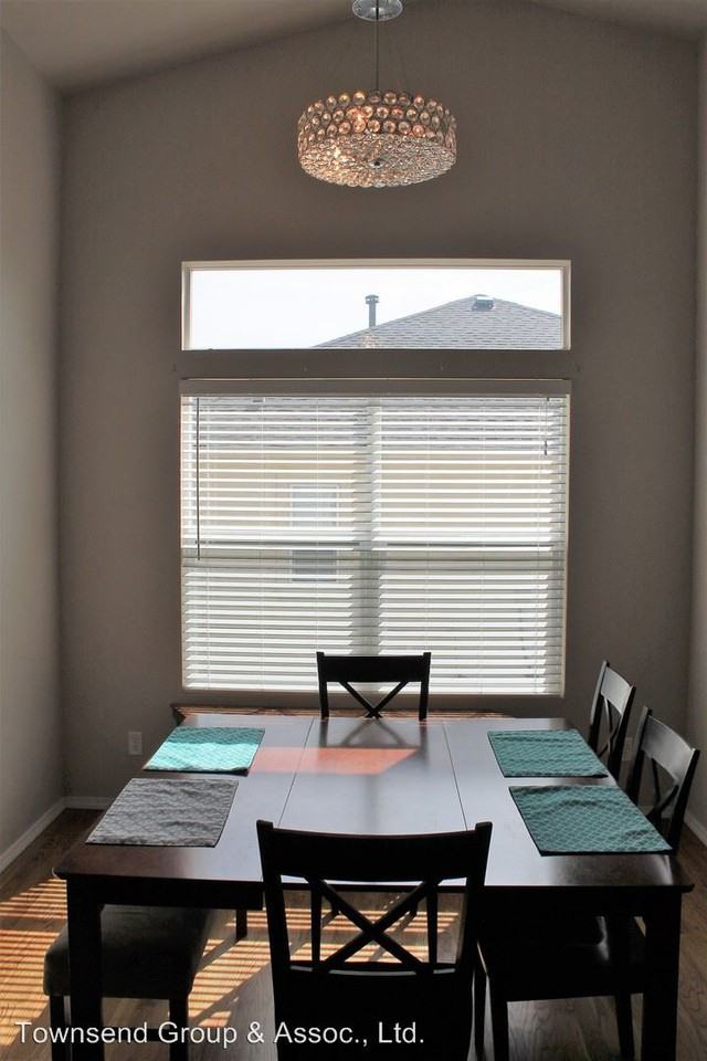 5210 Barnstormers Ave - Photo 3 of 17