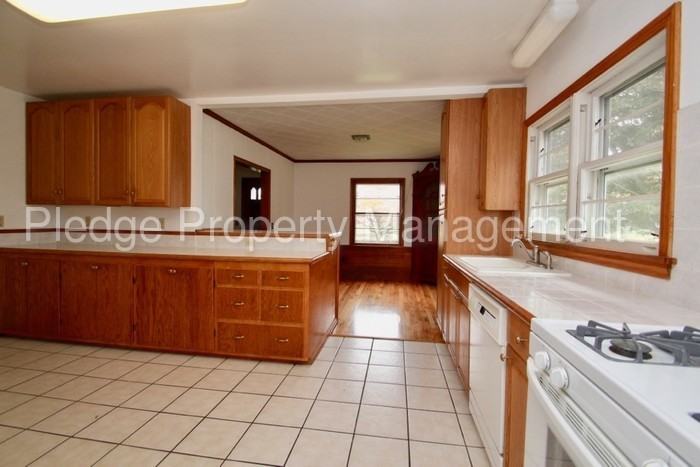 386 Norwich-Lebanon Rd - Photo 3 of 18