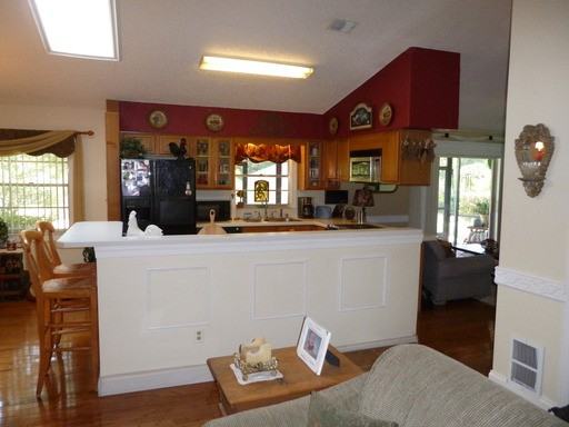 615 Osage Ct - Photo 3 of 24