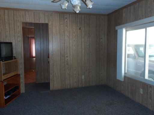 37234 Yermo Rd - Photo 3 of 11