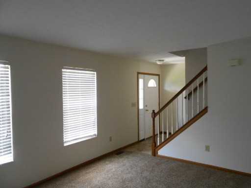 3162 Fairchild Ct - Photo 2 of 17