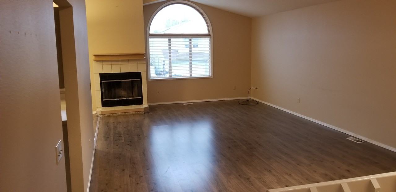 3206 Aquarius Circle - Photo 2 of 5