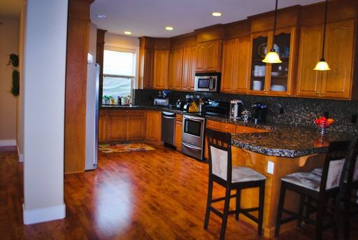 13814 NE 37th Cir - Photo 2 of 16