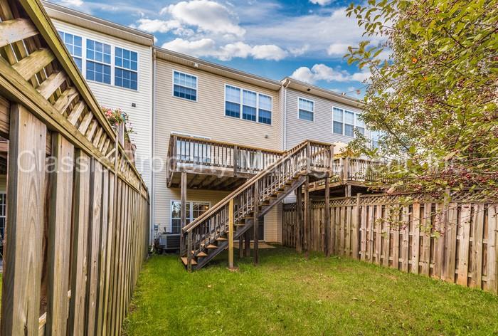 2608 Carrington Way - Photo 2 of 32