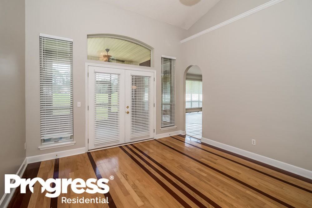 5681 Piper Glen Blvd - Photo 2 of 15