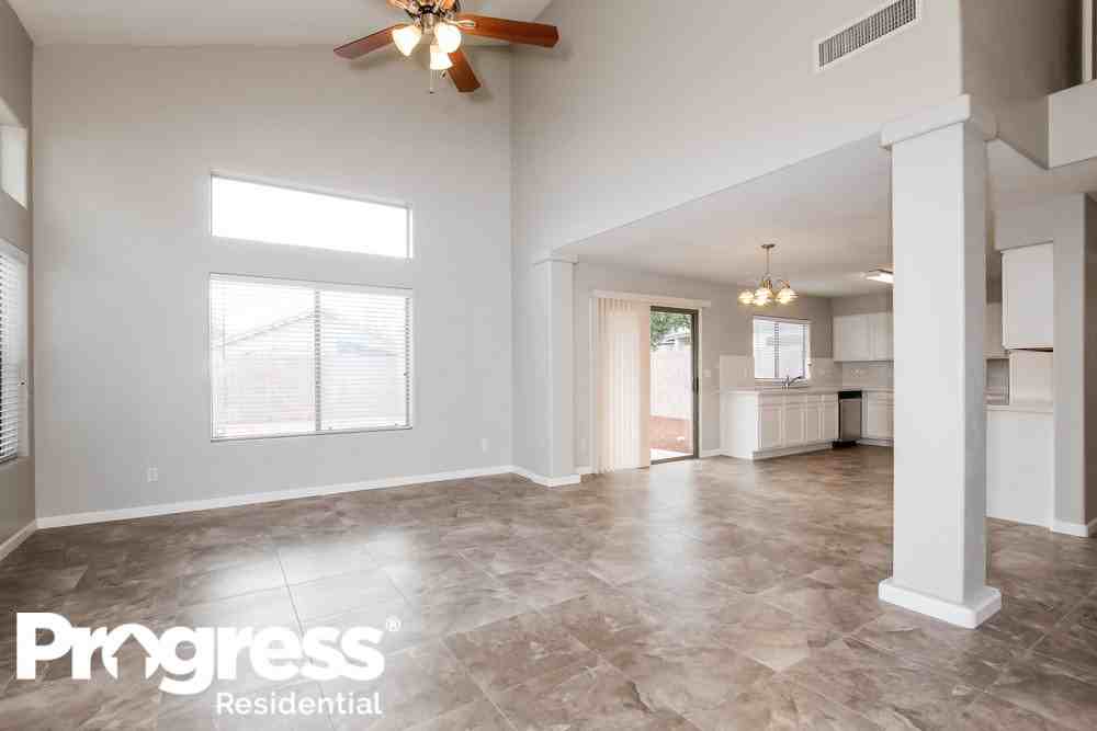 10971 W Elm Ln - Photo 2 of 15