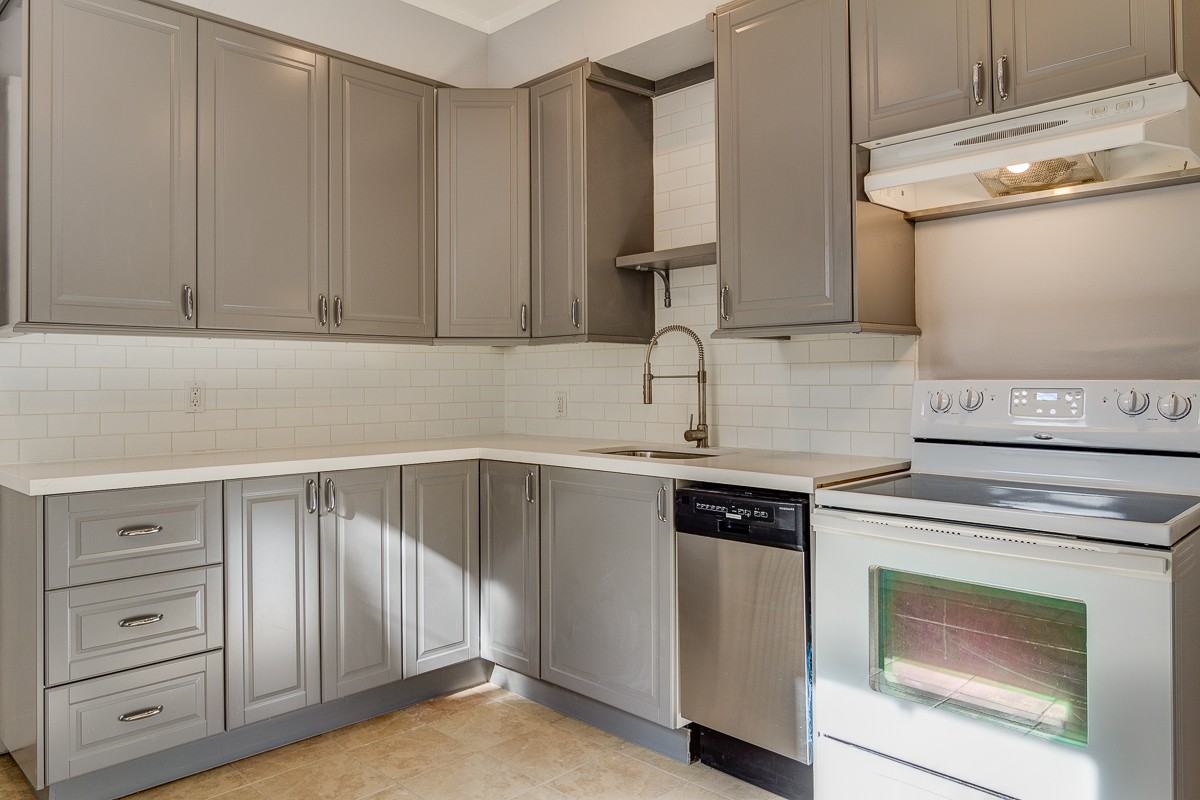 19 Stirton Street #1 - Photo 5 of 14