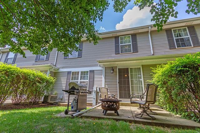 2464 Amber Ln - Photo 2 of 26