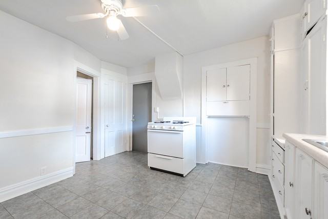 2546 Burr Oak Ave #1 - Photo 3 of 17