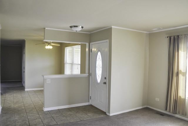 7546 W Hawthorne Ln - Photo 3 of 14