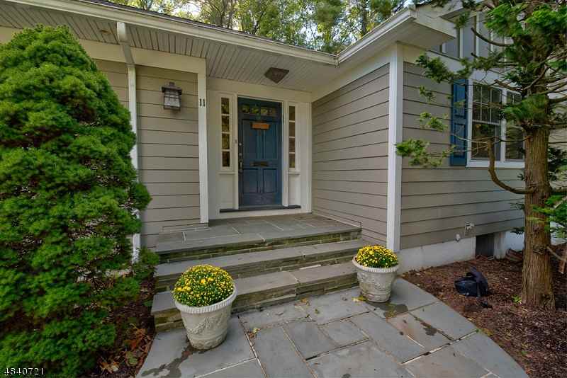 11 Seminole Way - Photo 2 of 23