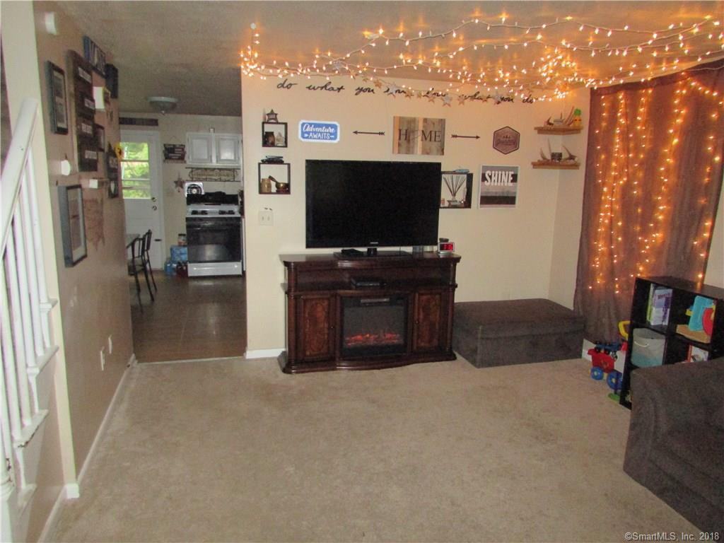 292 Green Rd - Photo 3 of 14