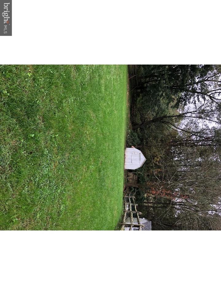 319 Park Ave - Photo 2 of 7