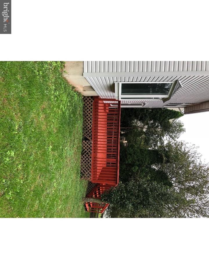 319 Park Ave - Photo 3 of 7