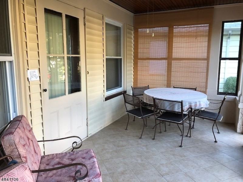 4 Claremont Pl #1 - Photo 3 of 17