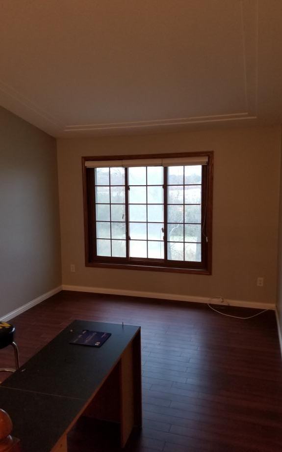 301 5th Ave NE - Photo 3 of 5