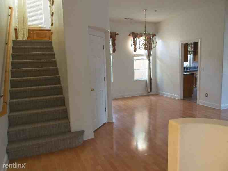 100 Cedar Terrace - Photo 2 of 19