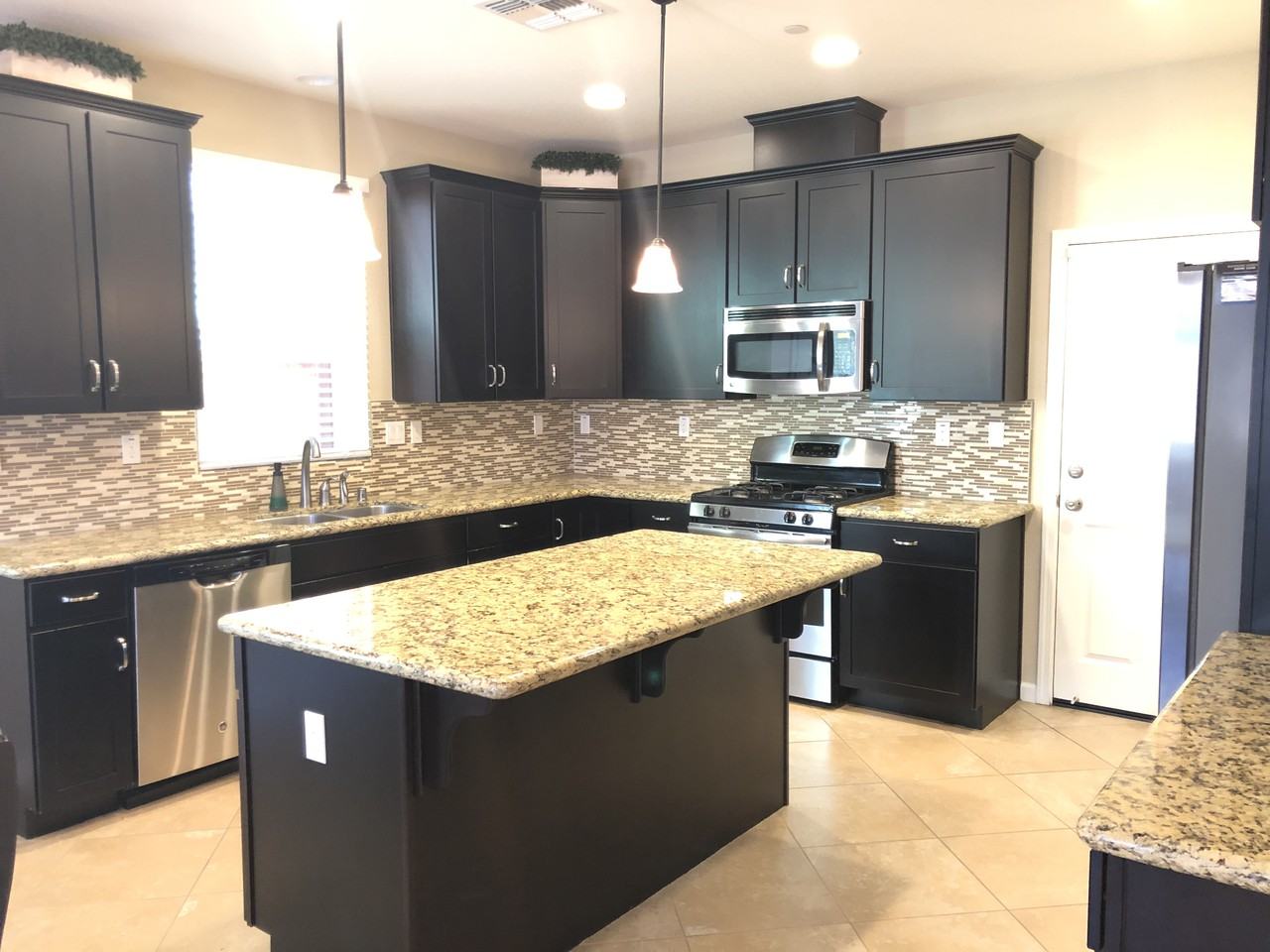 5290 Hom Drive - Photo 2 of 14