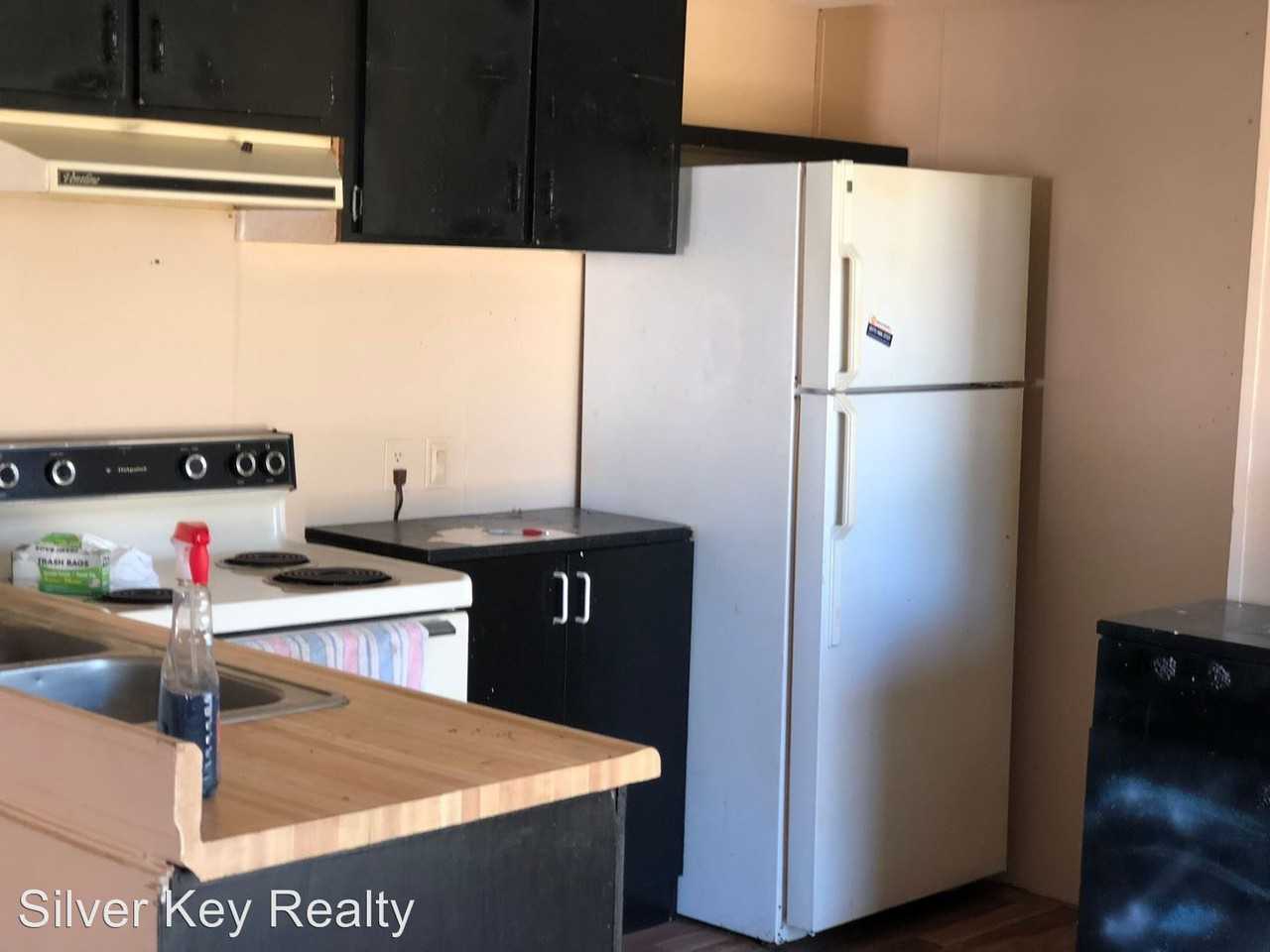 608 Old Slag Rd - Photo 3 of 6