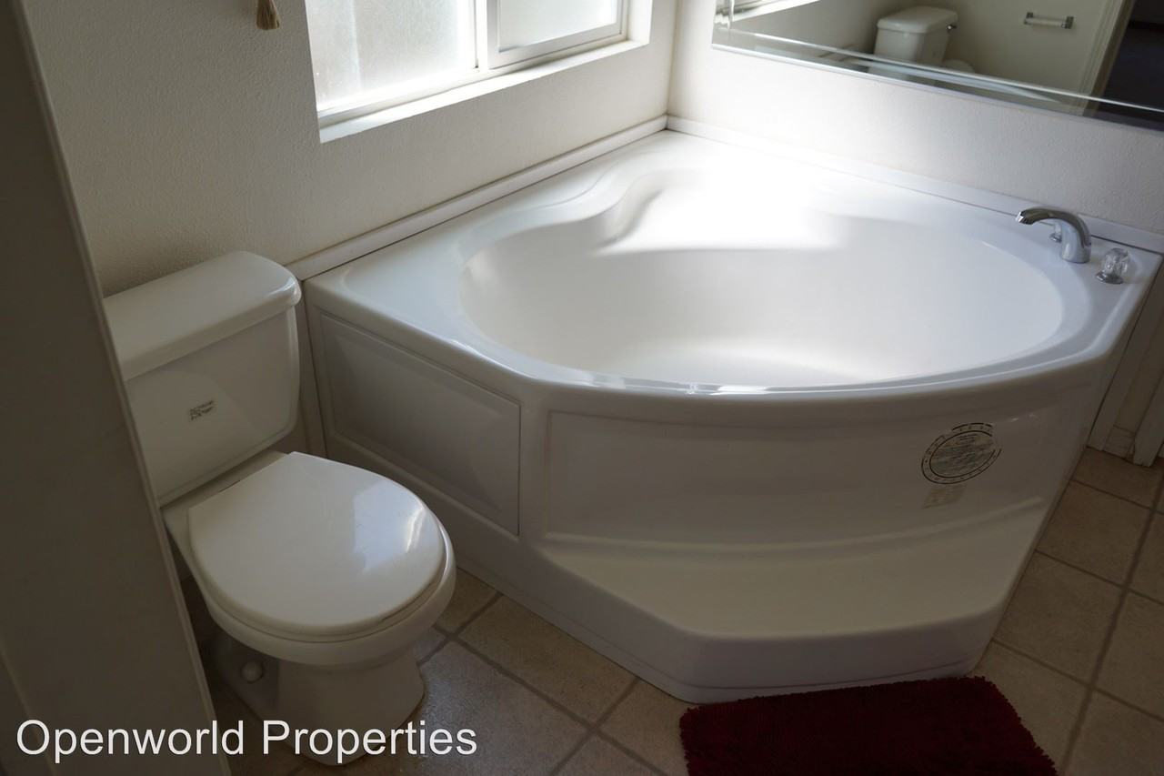 636 La Paloma Rd - Photo 3 of 42