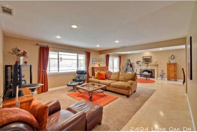 2494 Lone Oak Dr - Photo 3 of 13