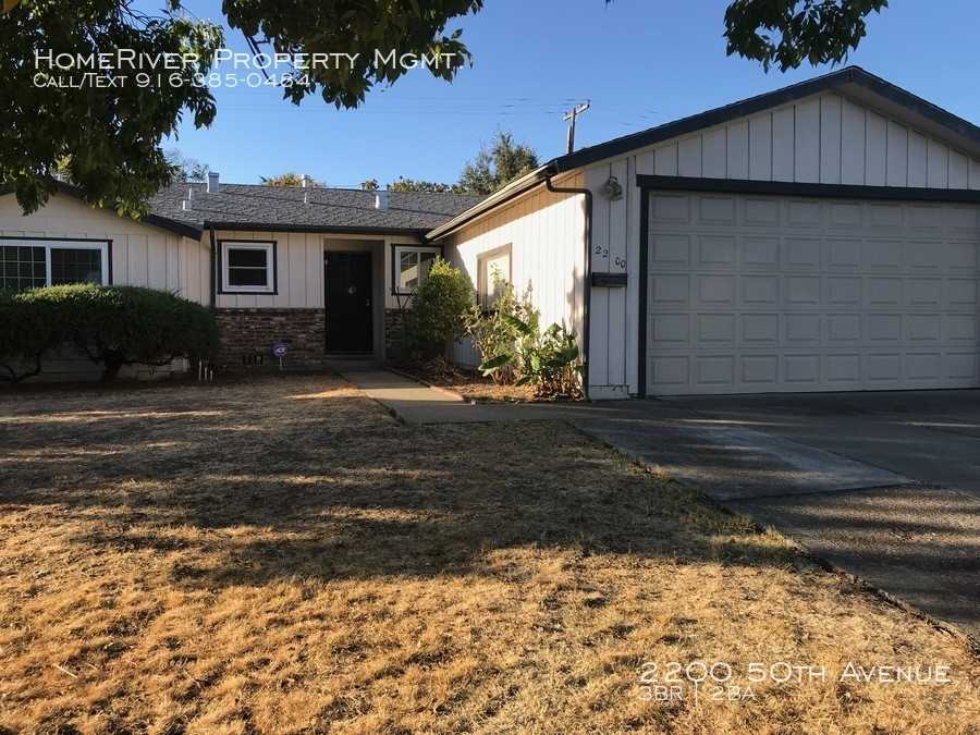 2200 50th Ave - Photo 2 of 17