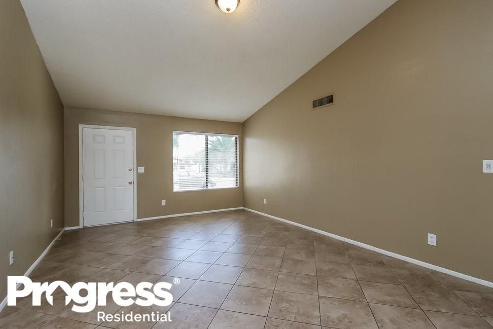 19060 N 5th Ave - Photo 2 of 14