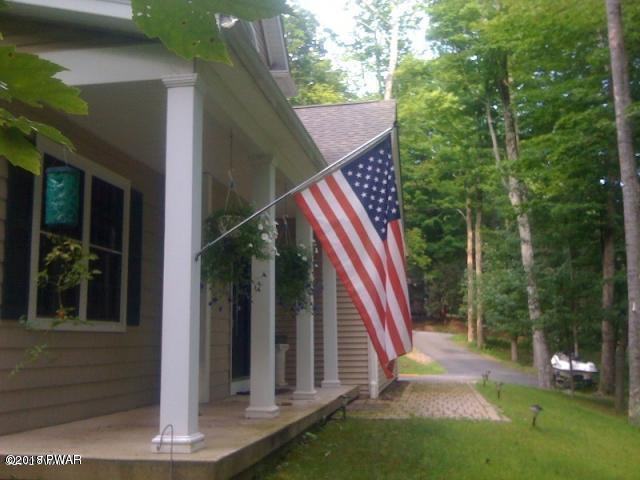 100 West Pine Ln - Photo 2 of 18