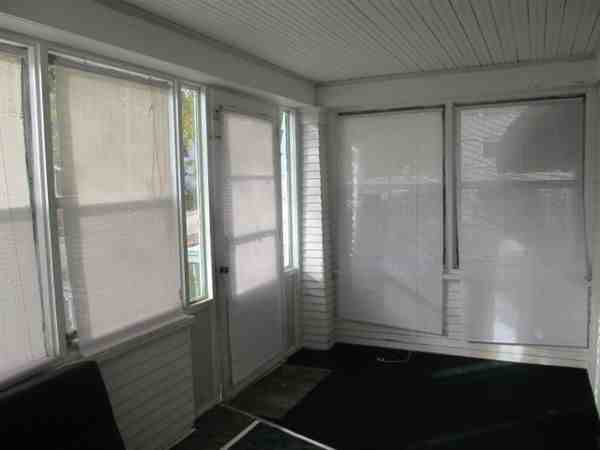 842 W Washington St - Photo 3 of 9