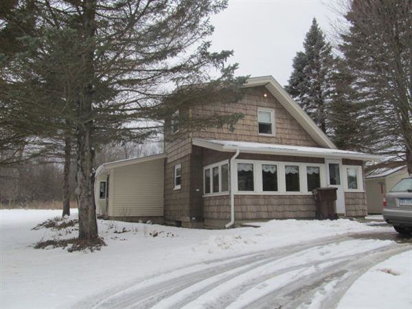 1905 Bugbee Rd - Photo 2 of 5