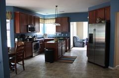 3008 Elmore Cir - Photo 2 of 5