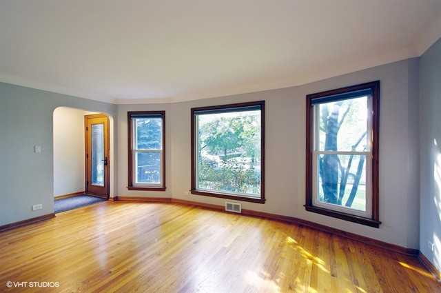 4824 W Balmoral Ave - Photo 2 of 17