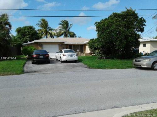 1721 NE 63rd St - Photo 2 of 2