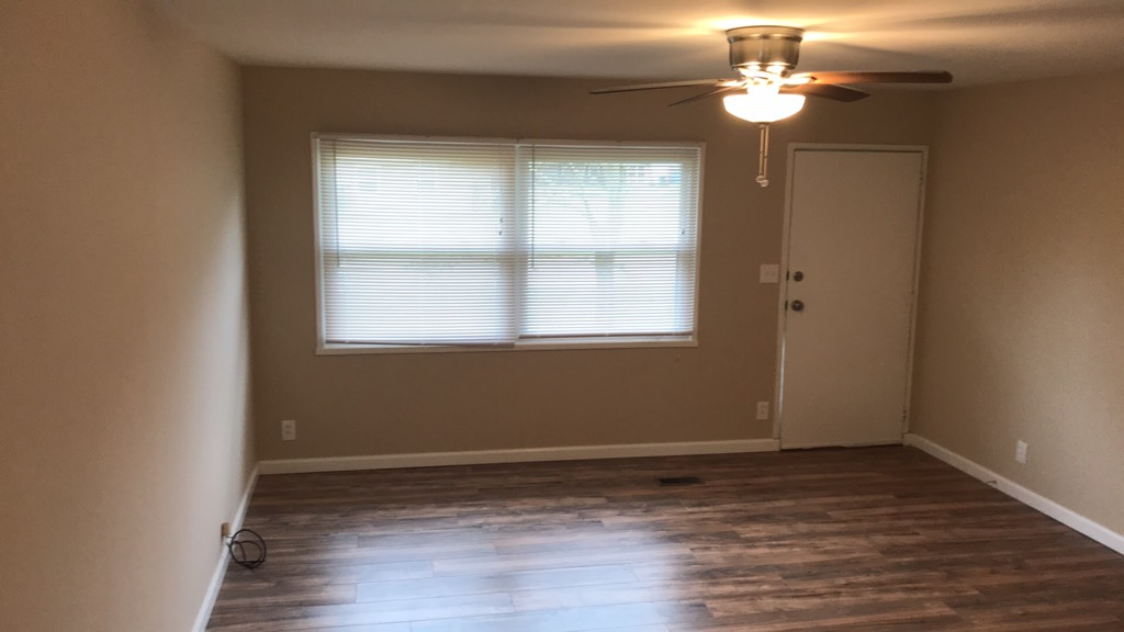 4266 Williams Ave - Photo 2 of 15