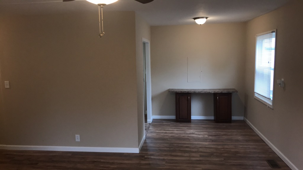 4266 Williams Ave - Photo 3 of 15