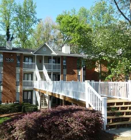 Roswell and Trowbridge Apartments Roswell Rd, Sandy Springs, GA 30328