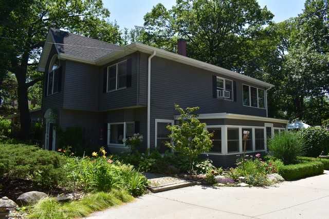 360 Ferndale Ave - Photo 2 of 42