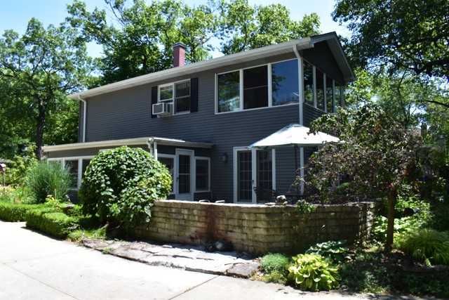 360 Ferndale Ave - Photo 3 of 42