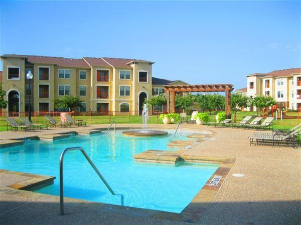 Bella Vista Apartment Homes - Photo 3 of 6