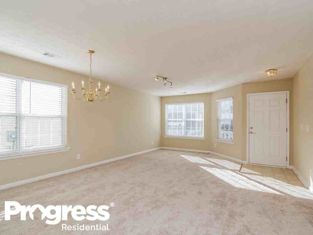 341 Meadows Ln - Photo 3 of 14