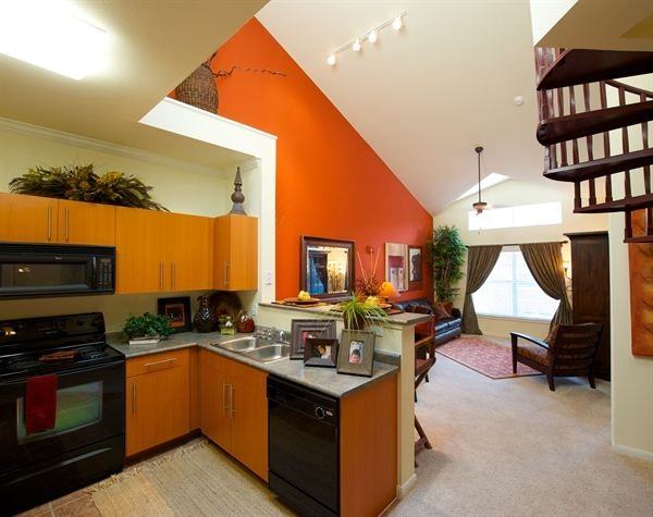 Ross Ave and N Lamar St - Photo 2 of 5