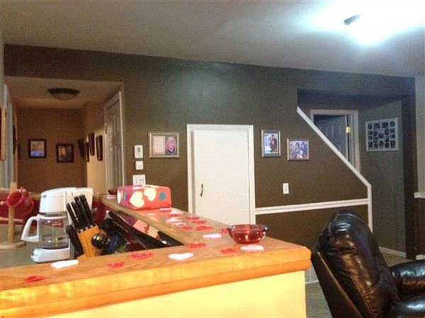 10056 Iosco Rd - Photo 3 of 10