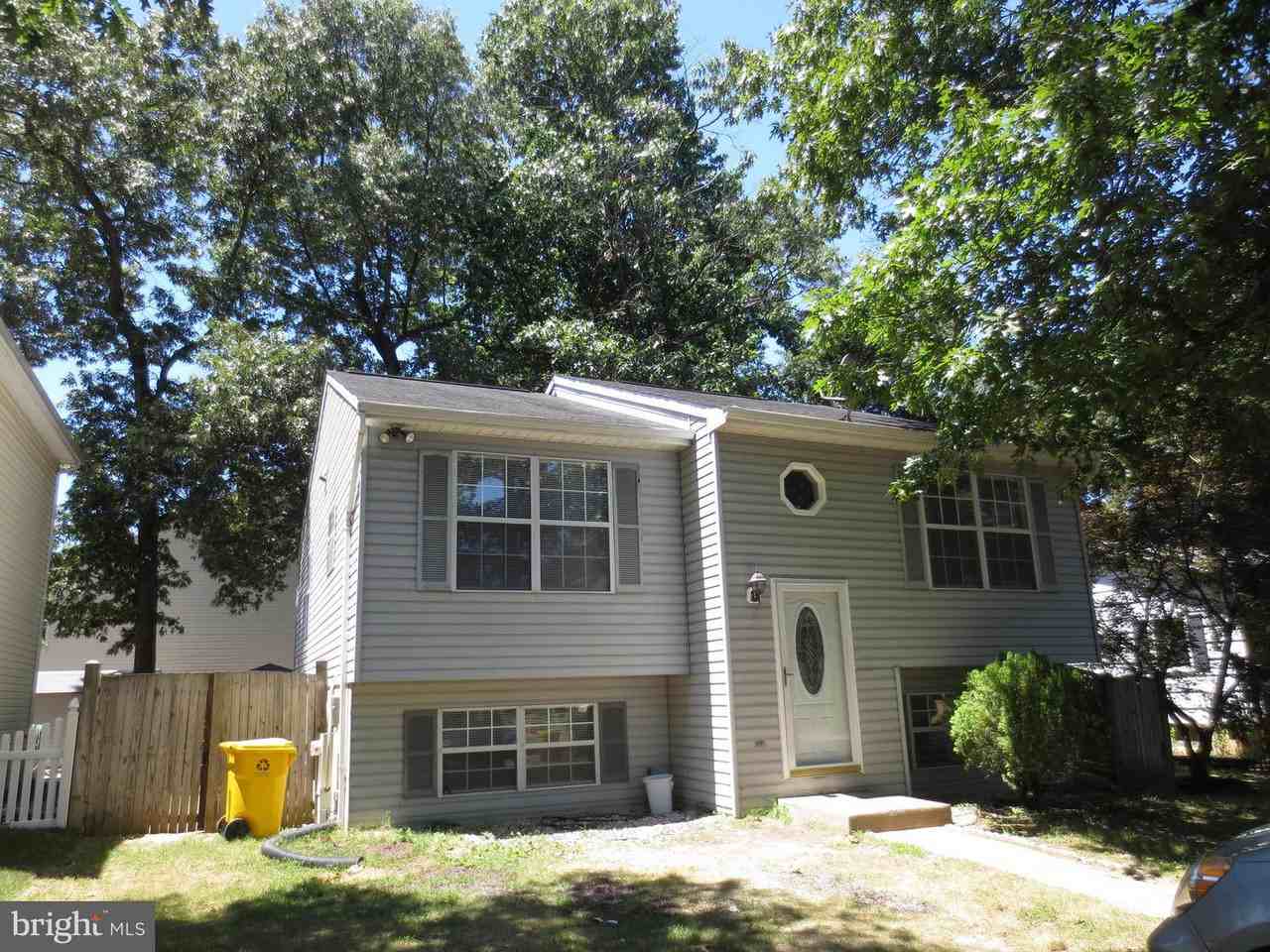 7844 Camp Rd - Photo 2 of 25