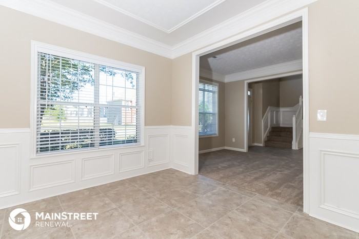 241 Derby Dr - Photo 3 of 30