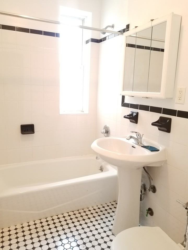 235 Mount Hope Place - Photo 3 of 4