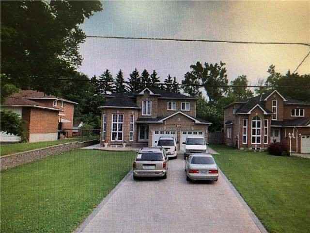 380 Lawson Road, Toronto, ON M1C 2K1 4 Bedroom House for 4,000/month