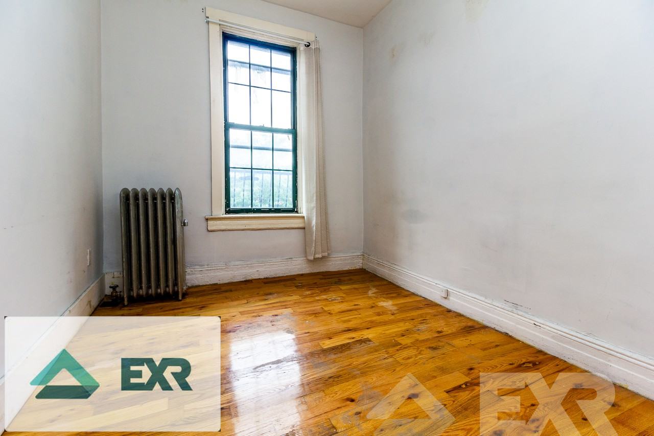 18 Irving Avenue #2 - Photo 2 of 6