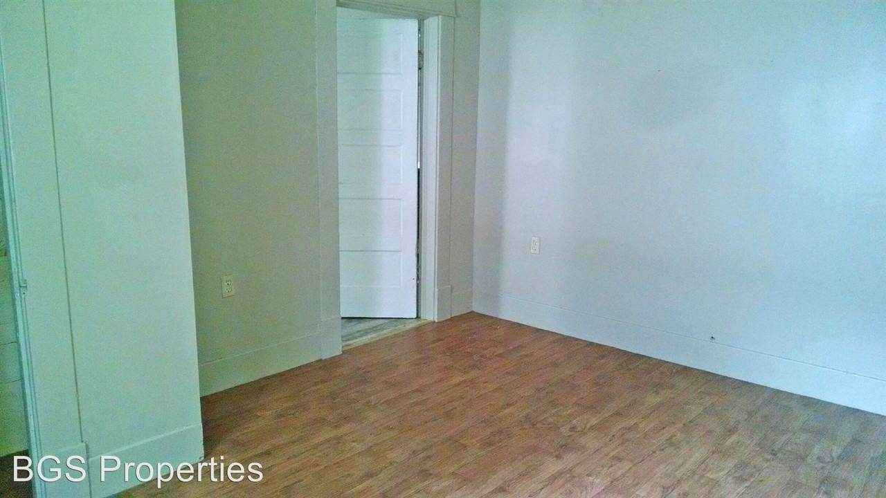 126 N Fumbanks Ave - Photo 2 of 9